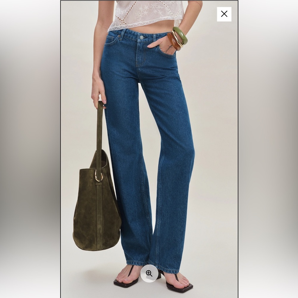 Reformation - Charlee Low Rise Straight Leg Jeans - size 26